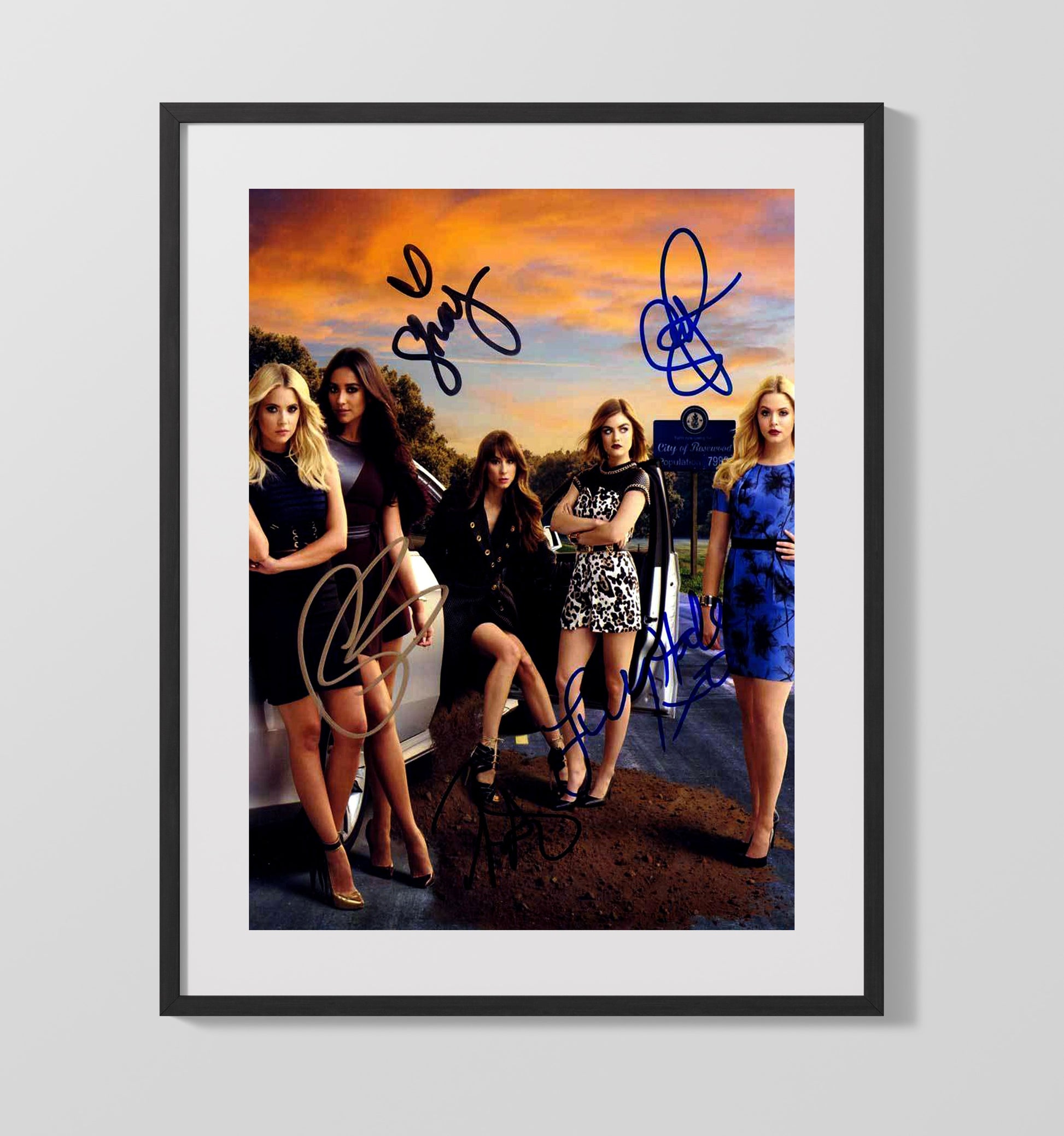 Pretty Little Liars - Cast - Rosewood Roadside Ensemble Poster - Horizontal - Vintage Television Wall Art - 16x20 Gallery Frame wall art print - television decor