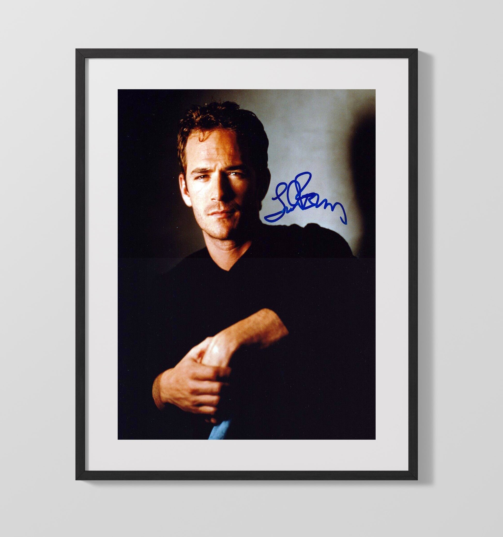 Riverdale - Luke Perry - Signed Studio - Vintage Television Wall Art - 16x20 Gallery Frame wall art print - television decor