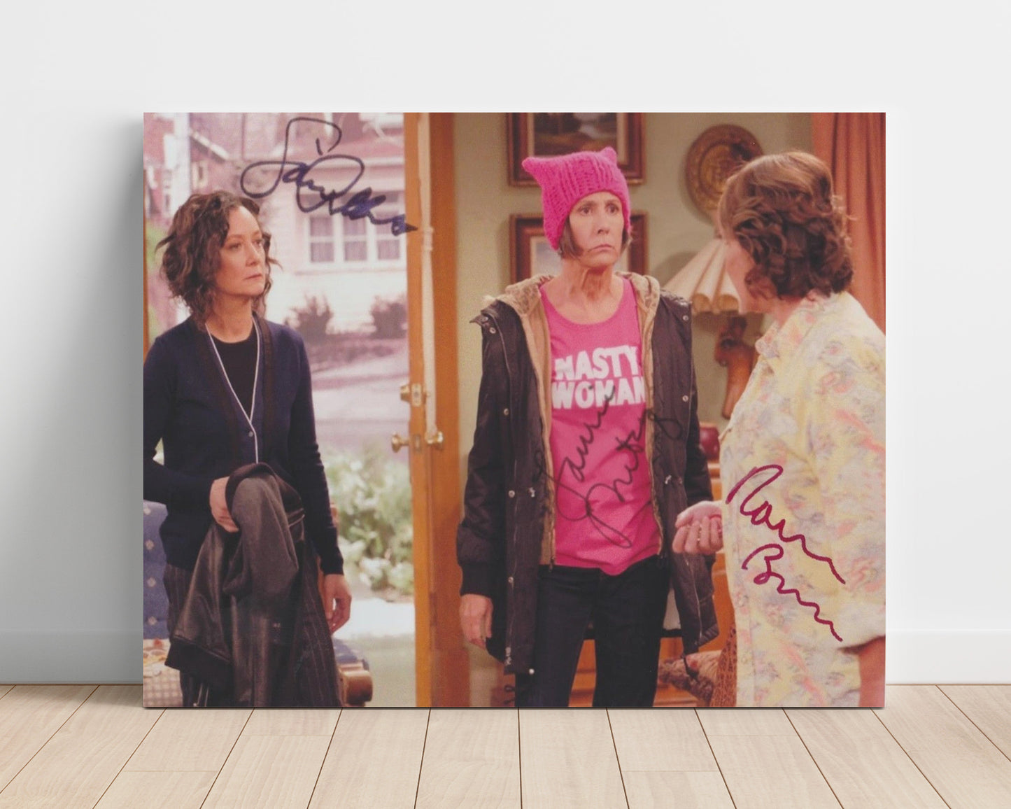 Roseanne - Roseanne Barr (Roseanne Conner) Pink Hat Scene - Vintage Television Wall Art - 16x20 Unframed Print wall art print - television decor