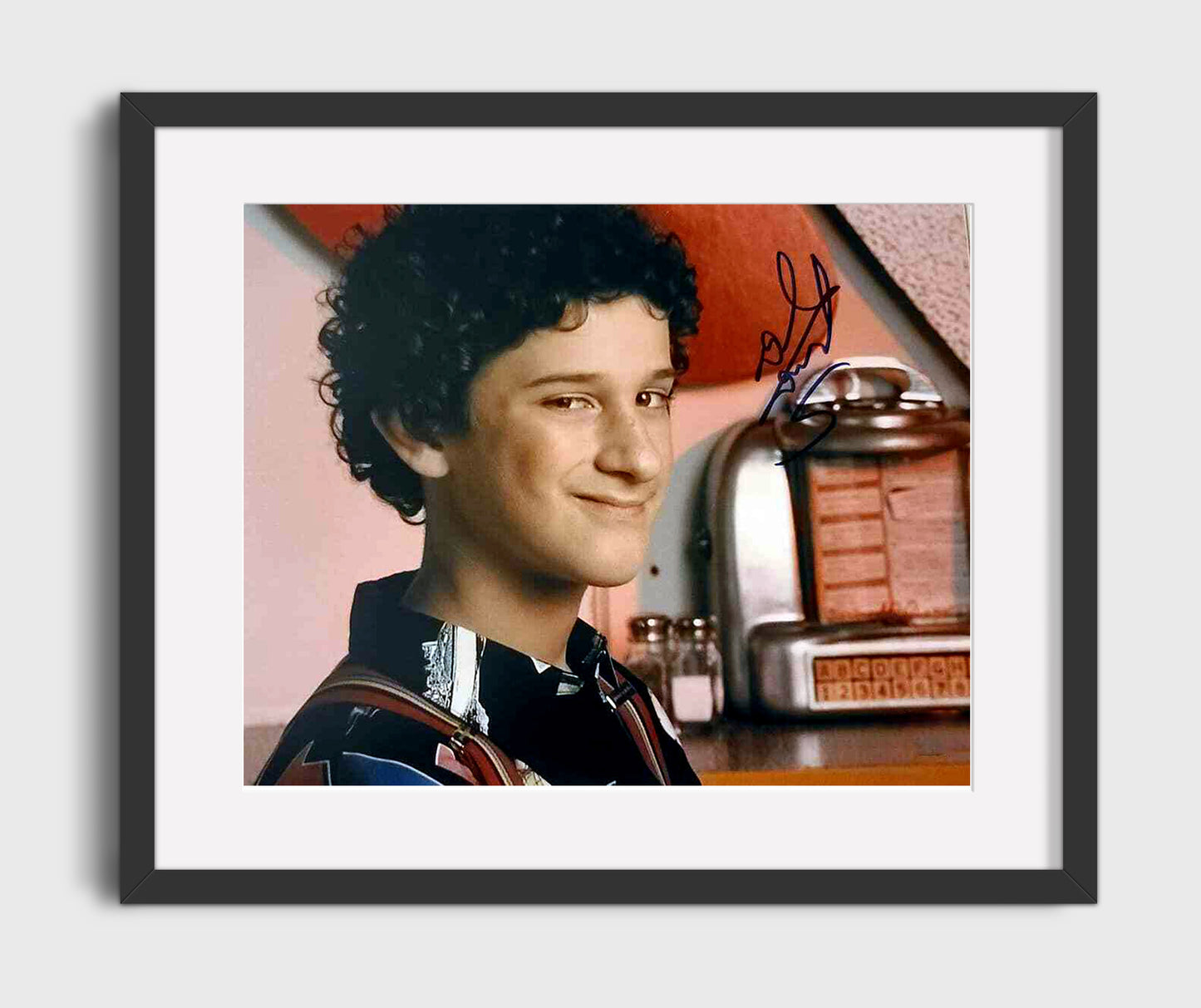 Saved by the Bell - Dustin Diamond (Screech Powers) Retro Diner Jukebox Smile Scene - Vintage Television Wall Art - 16x20 Gallery Frame wall art print - television decor