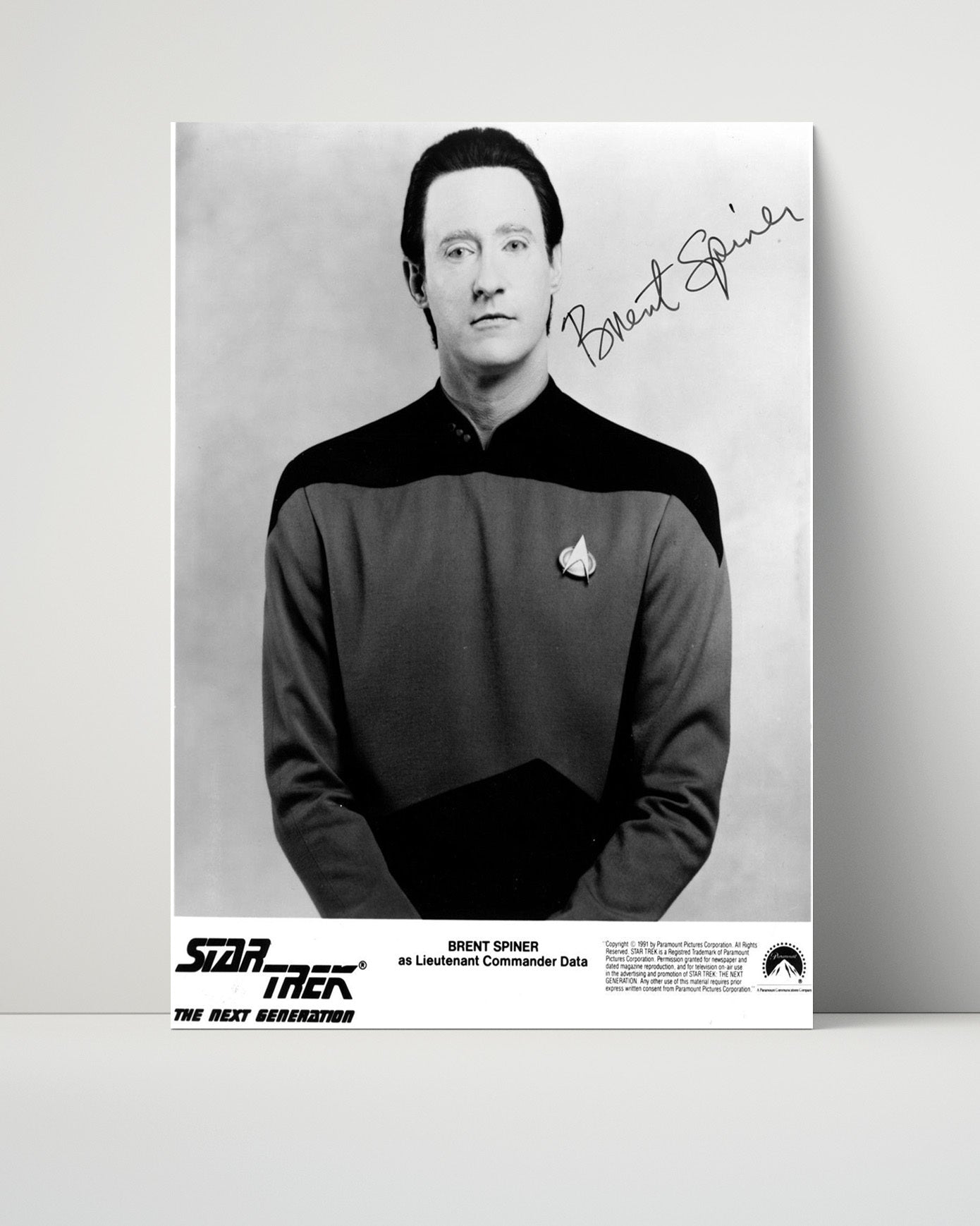 Star Trek The Next Generation - Brent Spiner Android Officer Data Starfleet - Vintage Television Wall Art - 16x20 Unframed Print wall art print - television decor