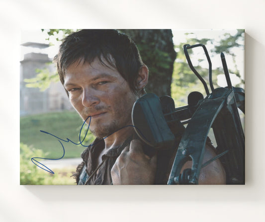 The Walking Dead - Norman Reedus (Daryl Dixon) Crossbow Shoulder - Canvas television wall art