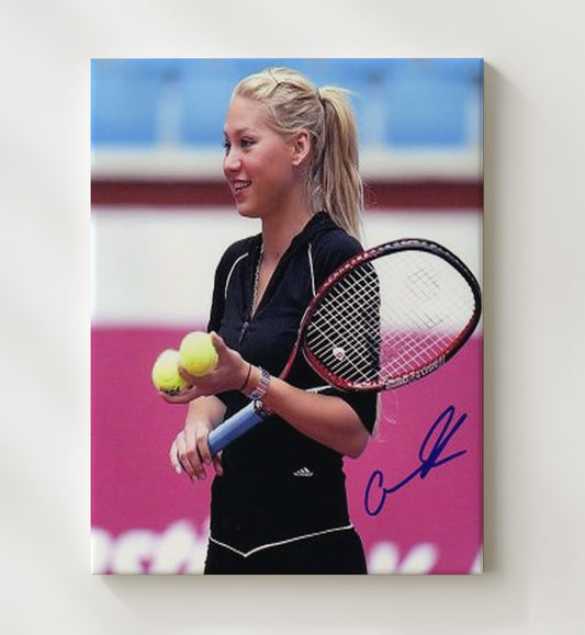Anna Kournikova - Black Outfit Racket Pose Vintage Tennis Wall Art - 8x10 Beveled Frame