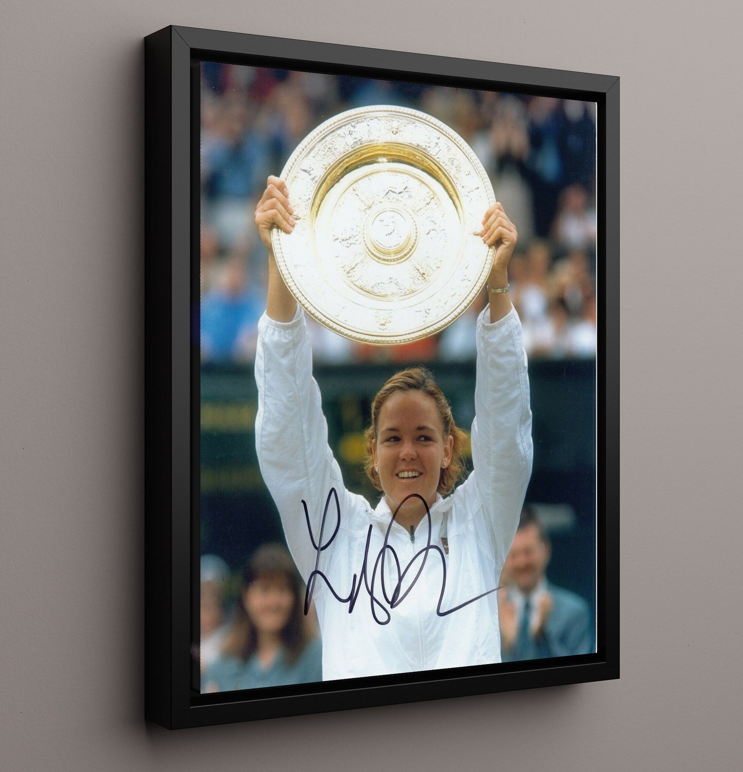 Lindsay Davenport - Wimbledon Trophy Celebration Tennis Wall Art 16x20 Framed Canvas wall art print – Tennis Wall Art decor