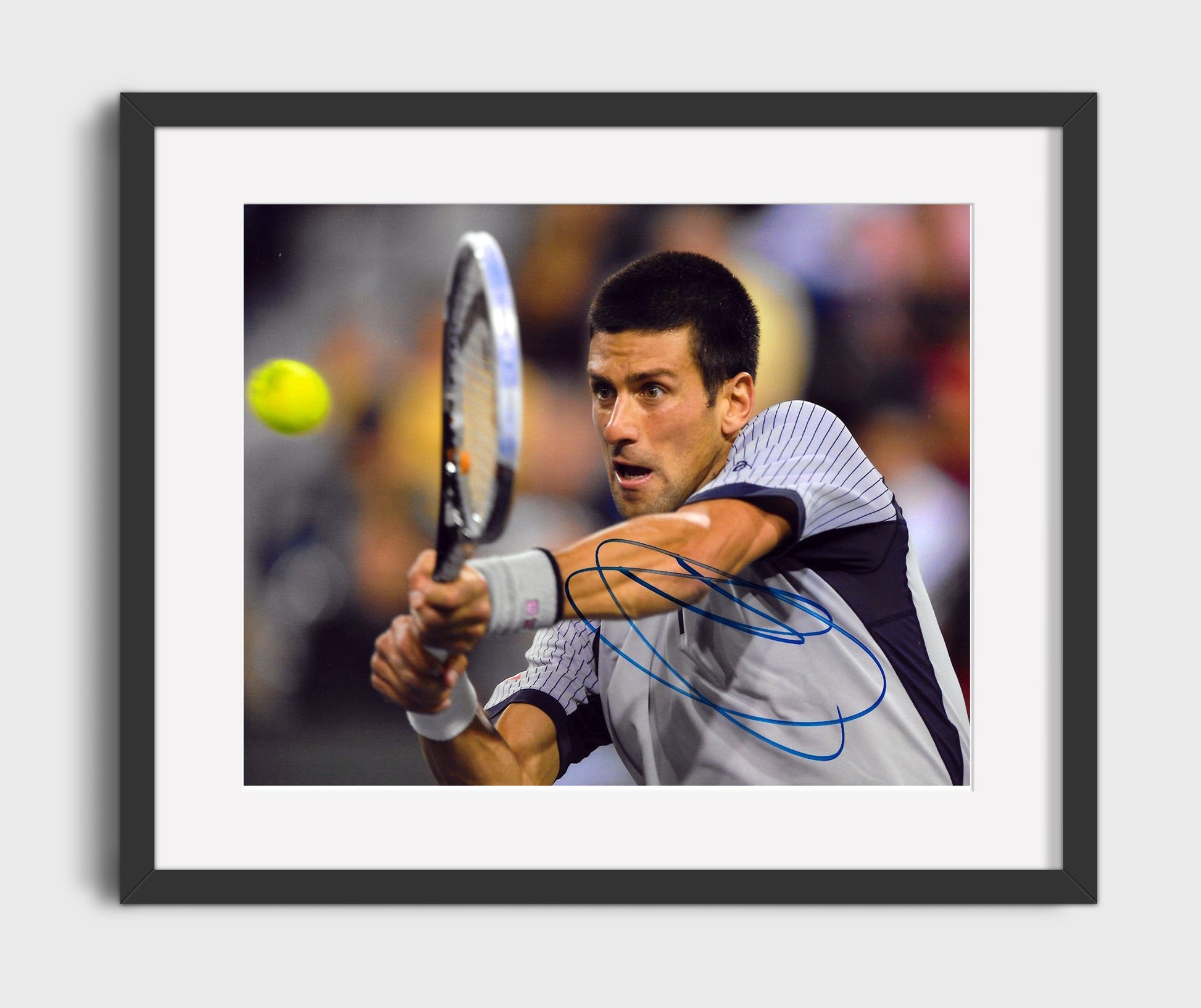 Novak Djokovic - Backhand Return Tennis Wall Art 16x20 Gallery Frame wall art print – Tennis Wall Art decor