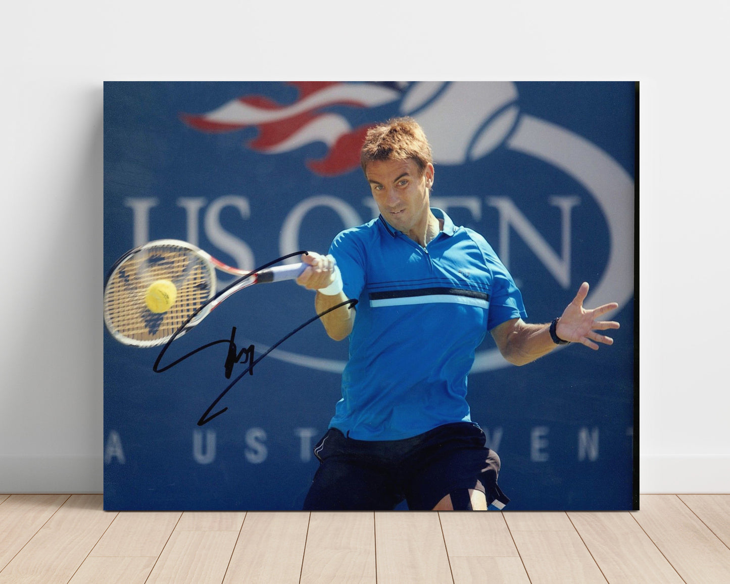 Tommy Robredo - Forehand at US Open Tennis Wall Art 16x20 Unframed Print wall art print – Tennis Wall Art decor