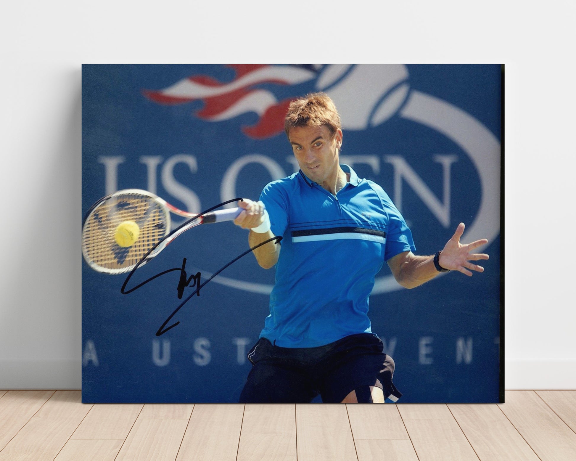 Tommy Robredo - Forehand at US Open Tennis Wall Art 16x20 Unframed Print wall art print – Tennis Wall Art decor