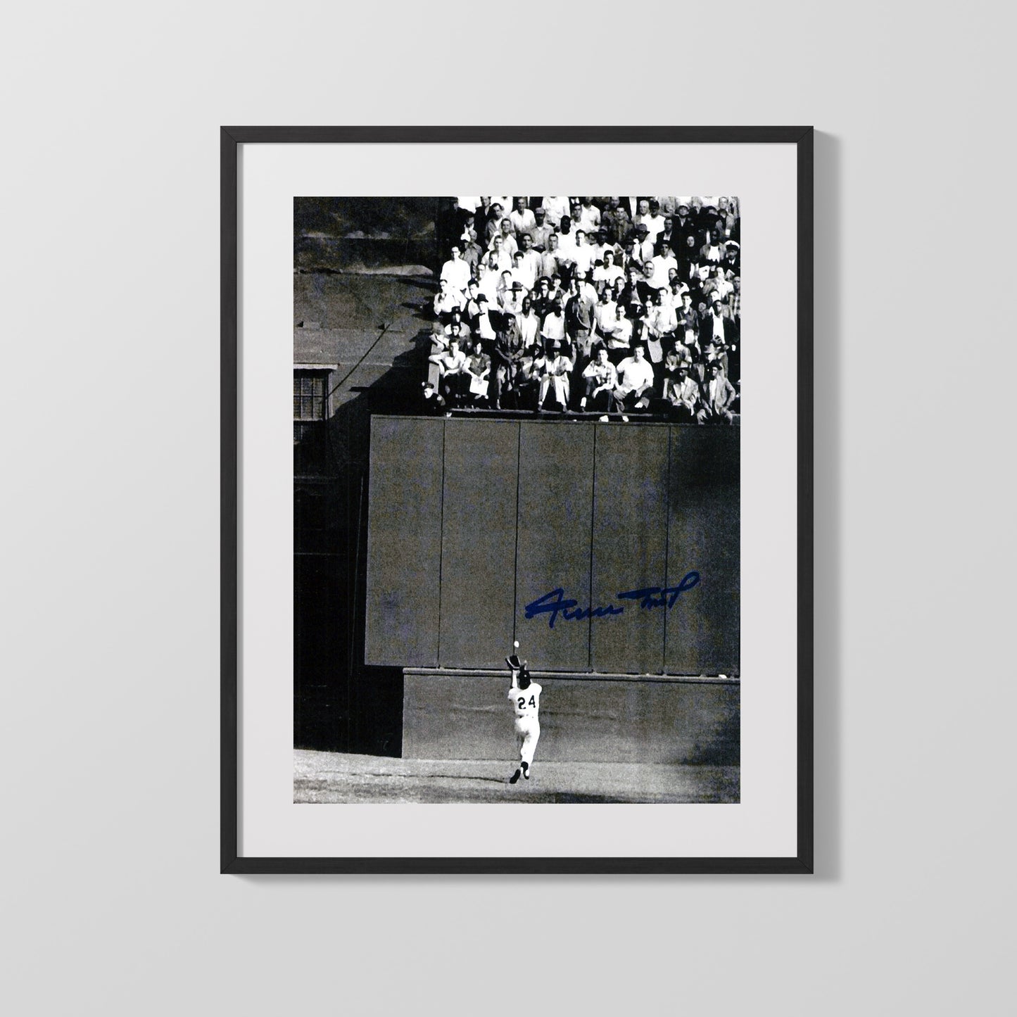 Willie Mays Autograph Print - The Catch - Giants Greatest Grab