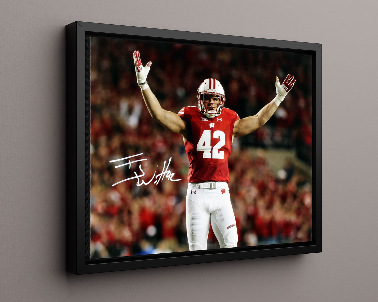 Wisconsin Autograph Print - T.J. Watt - Arms Up Badger