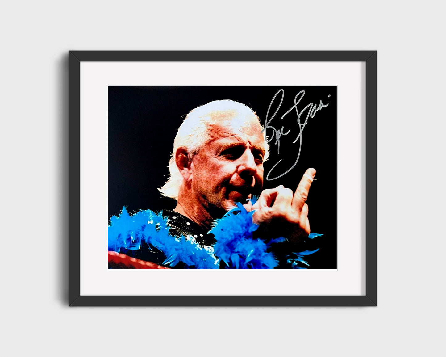 Wrestling Autograph Photo - Ric Flair - Stylin and Profilin
