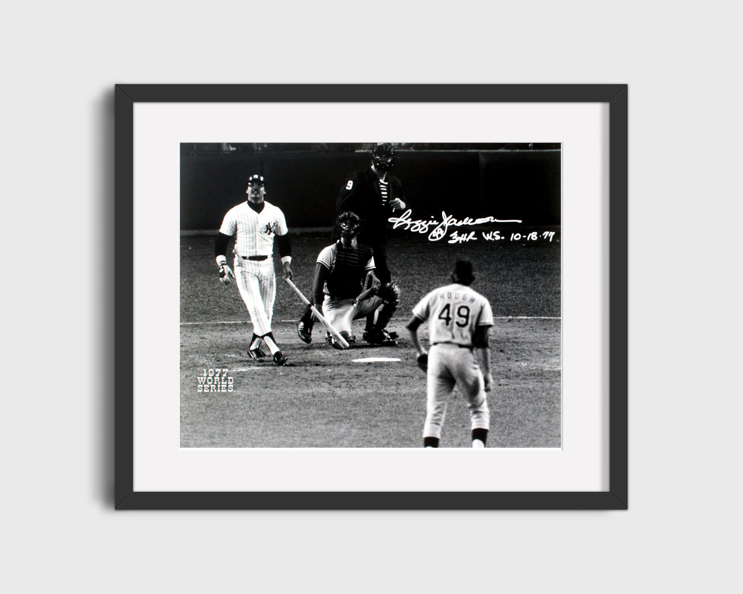 Yankees - Reggie Jackson - At Bat 1977 World Series - Signed 3 HR -   B&W - L&scape